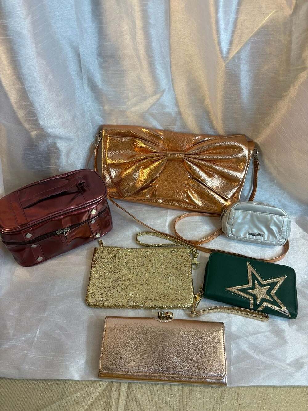 Lot of 6 bags